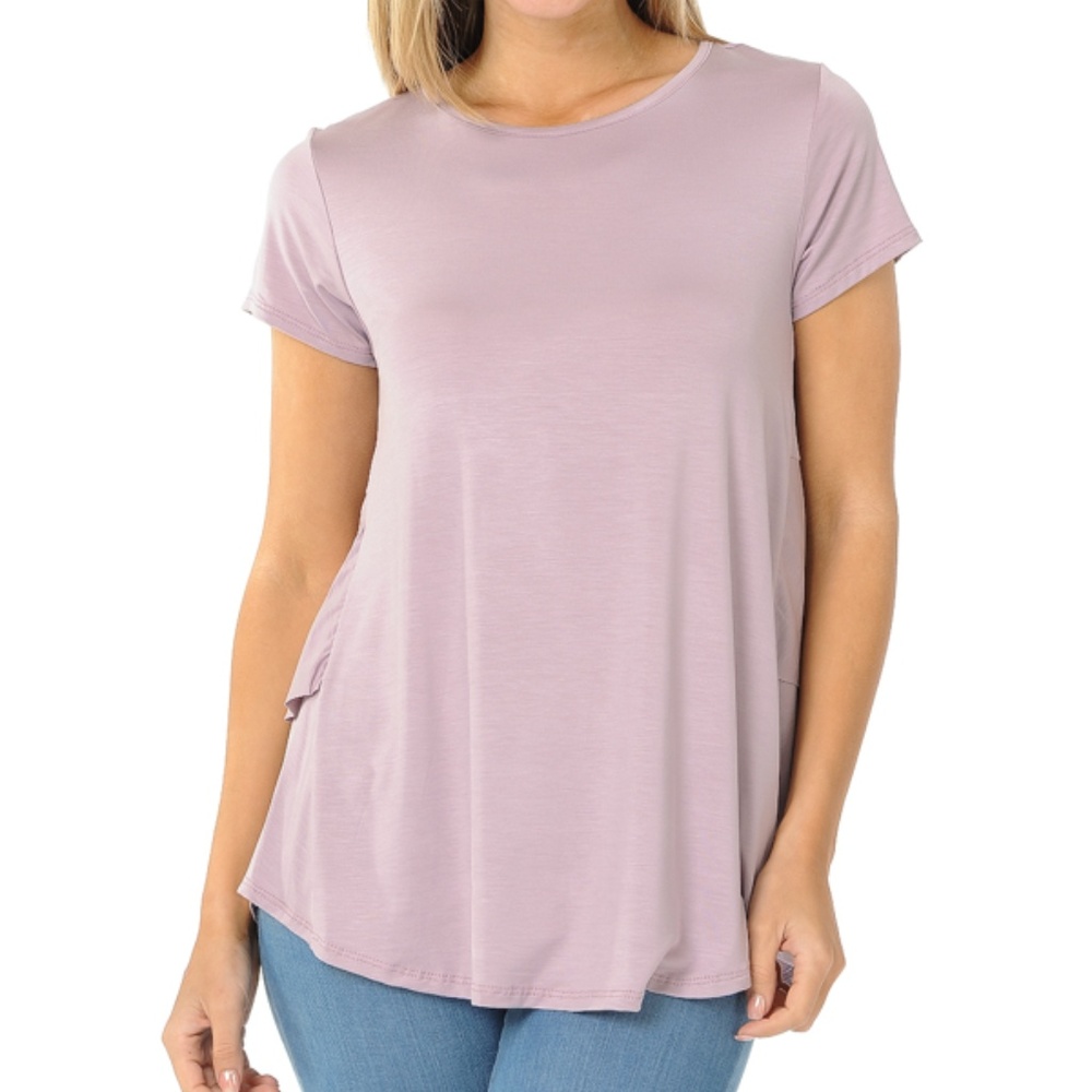 SHORT SLEEVE TOP WITH BACK RUFFLE